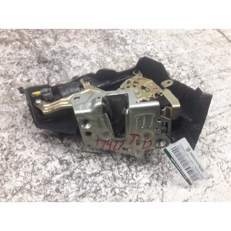 Recambio de cerradura puerta trasera derecha para mercedes-benz clase c (w202) berlina 250 td (202.128) referencia OEM IAM 20273 2