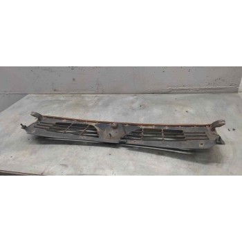 Recambio de rejilla delantera central para renault master ii phase 2 combi combi 2t8 l1 9 - plazas referencia OEM IAM   