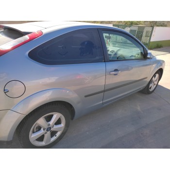 ford focus berlina (cap) del año 2005