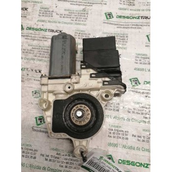 MOTOR ELEVALUNAS TRASERO IZQUIERDO 9776105406301 F005S00059 18 PINS