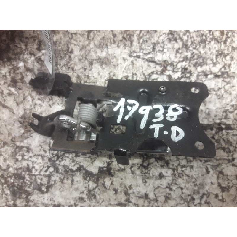 Recambio de maneta interior trasera derecha para land rover discovery (lt) td5 referencia OEM IAM - Rojo 2