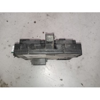 Recambio de caja reles / fusibles para iveco daily iv caja/chasis 35c15 referencia OEM IAM 5801639038  580163903800