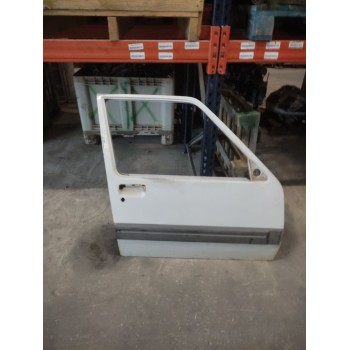 Recambio de puerta delantera derecha para renault rapid/express (f40) 1.9 d familiar (f40p) referencia OEM IAM   