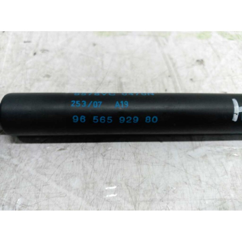 Recambio de amortiguadores maletero / porton para peugeot 407 sport referencia OEM IAM 9656592980 470N - Blanco 2