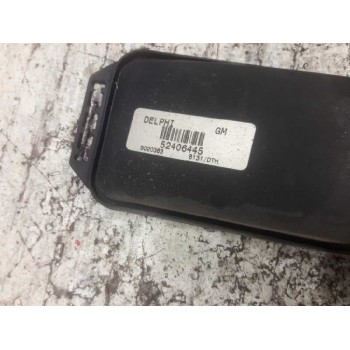 Recambio de electroventilador para opel meriva blue line referencia OEM IAM 52406448 13128354 52406445