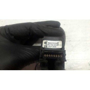 Recambio de mando radio para peugeot partner (s2) totem referencia OEM IAM 96637233XT  