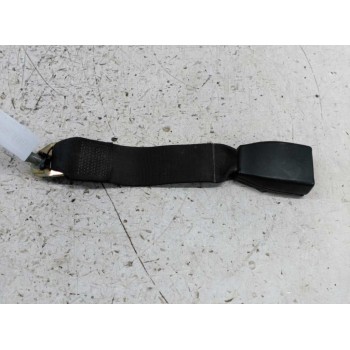 Recambio de enganche de cinturon trasero izquierdo para nissan primera berl./familiar (p10/w10) básico referencia OEM IAM 05N034