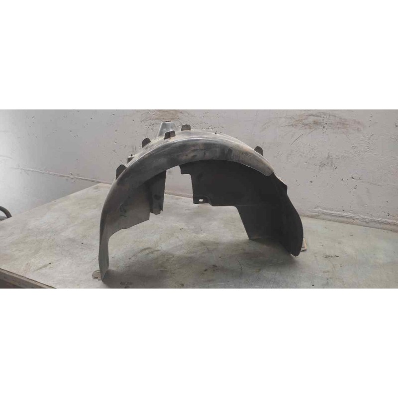 Recambio de paso rueda trasero izquierdo para peugeot 208 style referencia OEM IAM 9673797480 TRASERO 3
