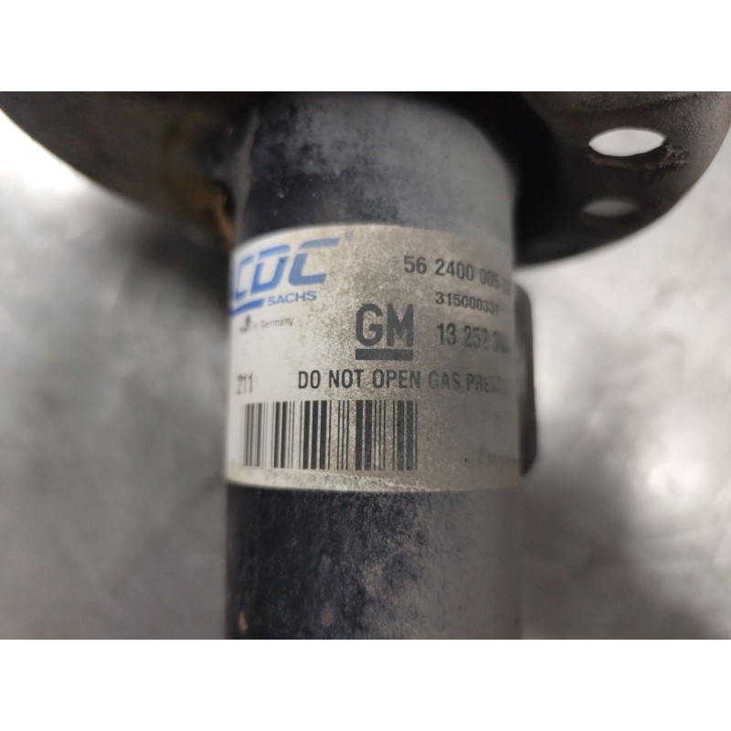 Recambio de amortiguador delantero derecho para opel astra j lim. excellence referencia OEM IAM - Negro 2