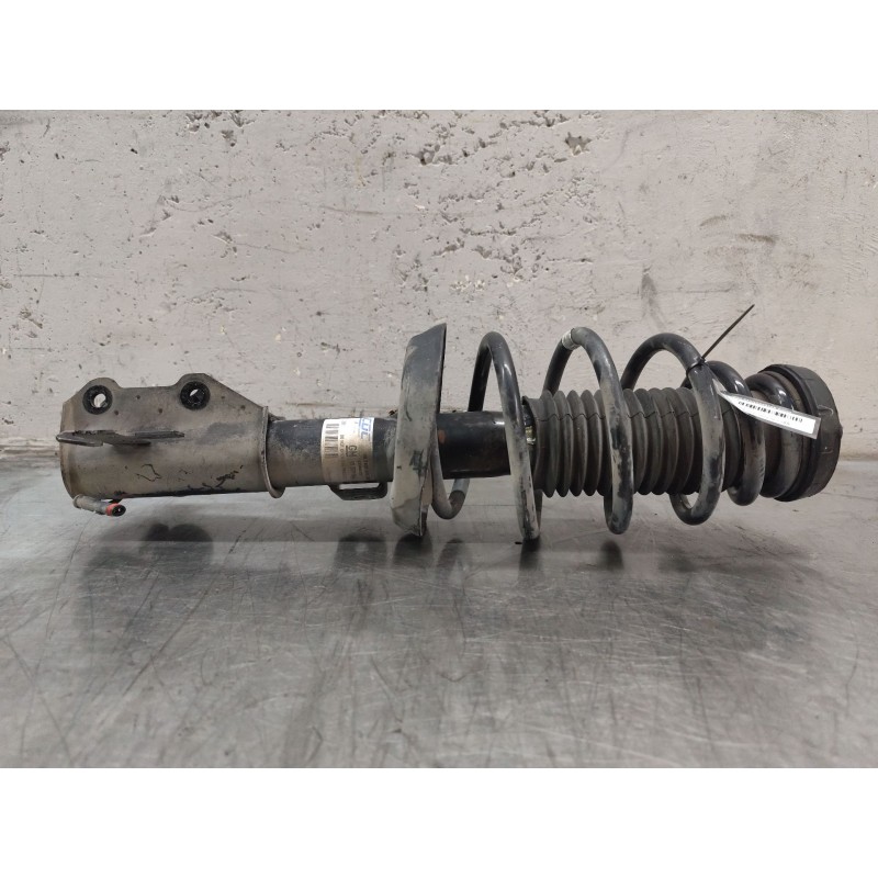 Recambio de amortiguador delantero derecho para opel astra j lim. excellence referencia OEM IAM - Negro 4