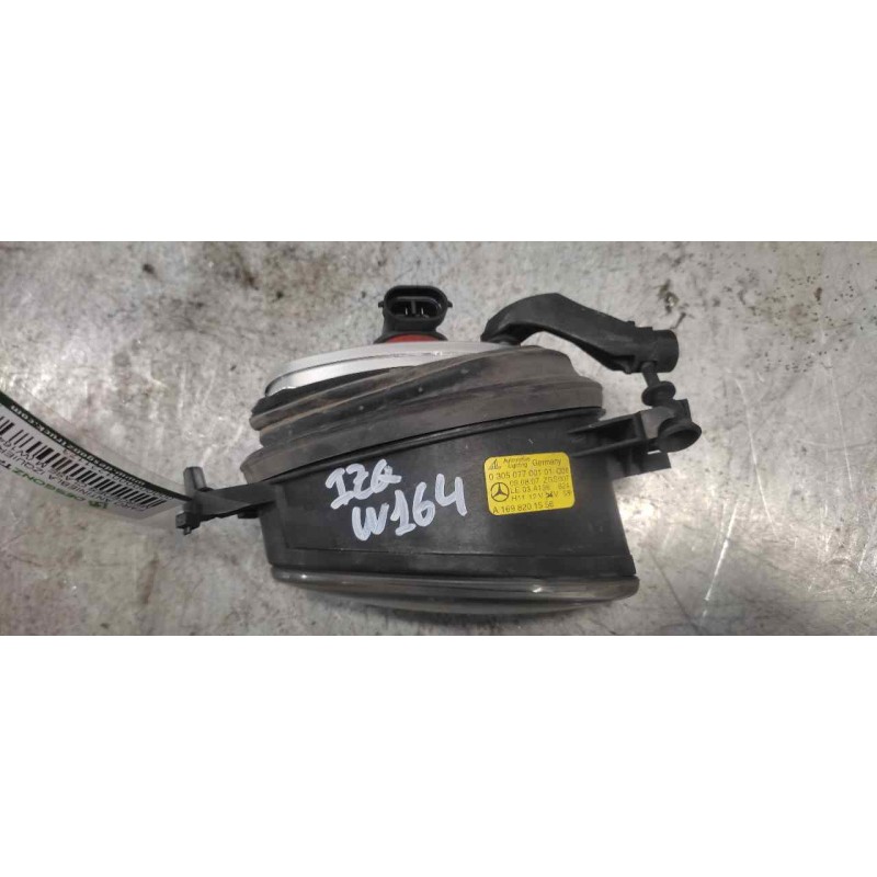 Recambio de faro antiniebla izquierdo para mercedes-benz clase m (w164) 3.0 cdi cat referencia OEM IAM A1698201556 2 PINS 2