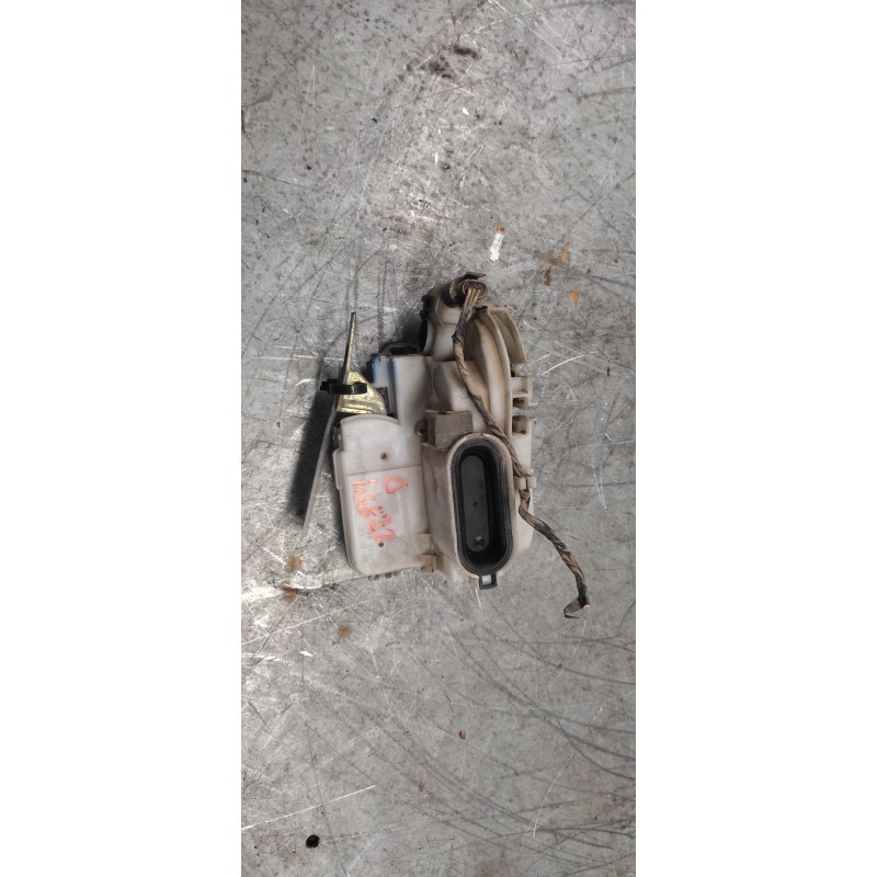 Recambio de cerradura puerta delantera derecha para volkswagen polo berlina (6n2) trendline referencia OEM IAM 1hm862154  