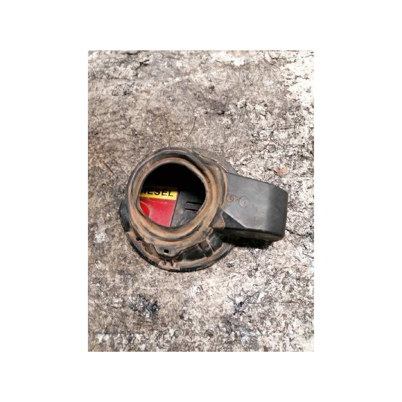 Recambio de tapa exterior combustible para peugeot 207 xs pack referencia OEM IAM 9681730680 - Rojo 2