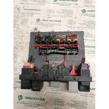 Recambio de caja reles / fusibles para audi a3 (8p) 1.9 tdi referencia OEM IAM 8P0807279F  