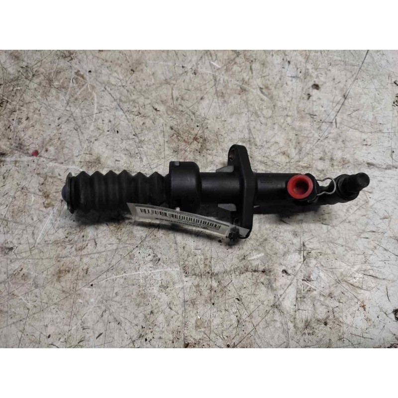 Recambio de bombin embrague para peugeot 407 st sport pack referencia OEM IAM   