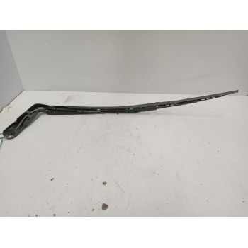 Recambio de brazo limpia delantero para volvo fh xxx referencia OEM IAM 82485664  