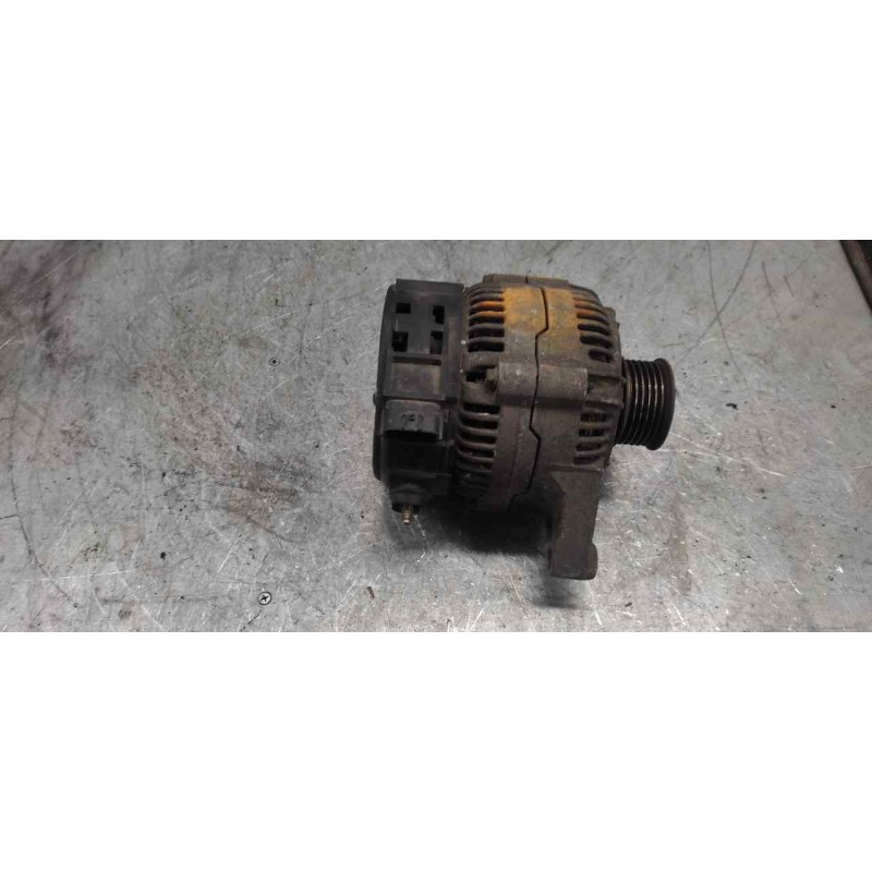 Recambio de alternador para nissan micra (k11) alpine (1996) referencia OEM IAM 0120335008 6 PISTAS POLEA 12V BOSCH 2