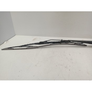 Recambio de brazo limpia delantero para volvo fh xxx referencia OEM IAM 82485664  