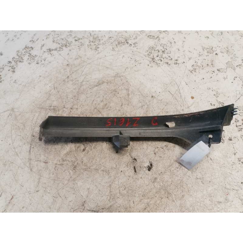 Recambio de moldura para opel zafira a elegance referencia OEM IAM 90580652 BAJO FARO DERECHO - Gris 2