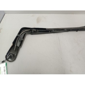 Recambio de brazo limpia delantero para volvo fh xxx referencia OEM IAM 82485664  