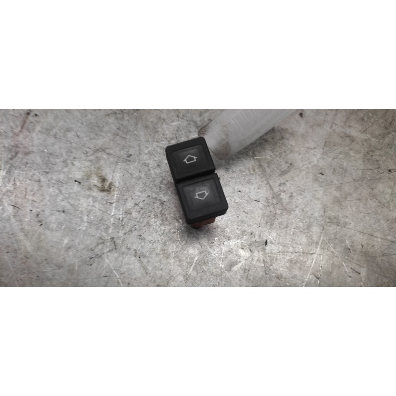 Recambio de mando elevalunas trasero derecho para citroën xsara picasso 1.6 hdi 90 exclusive referencia OEM IAM   8 PINS - Negro