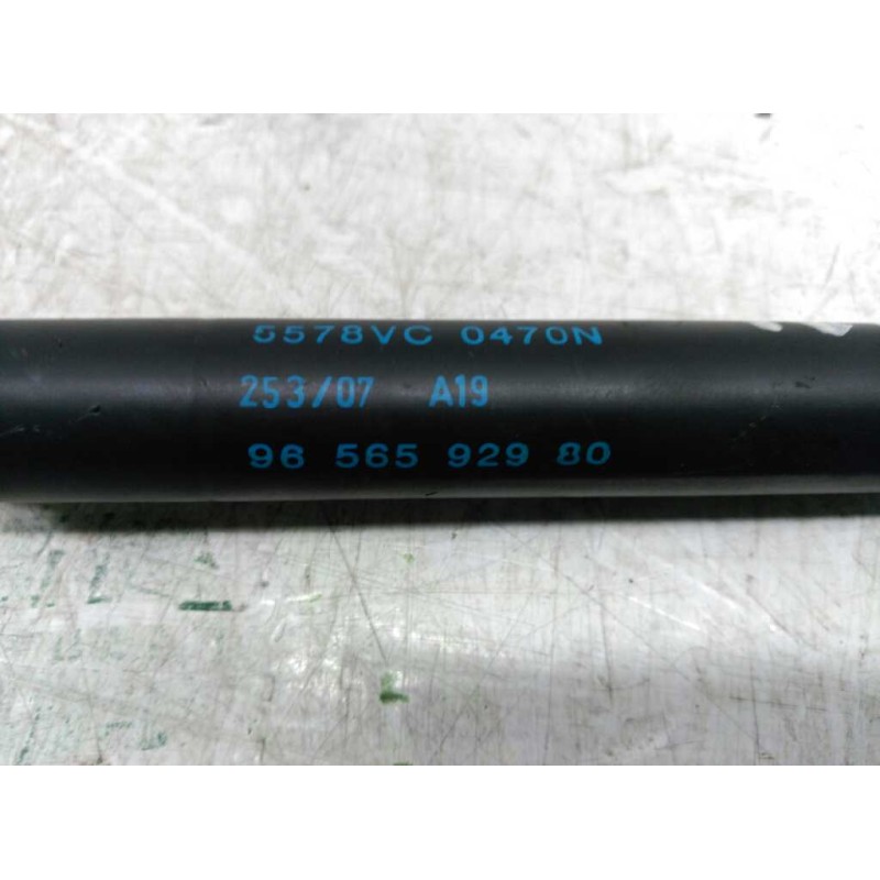 Recambio de amortiguadores maletero / porton para peugeot 407 sport referencia OEM IAM 9656592980 470N - Blanco 2