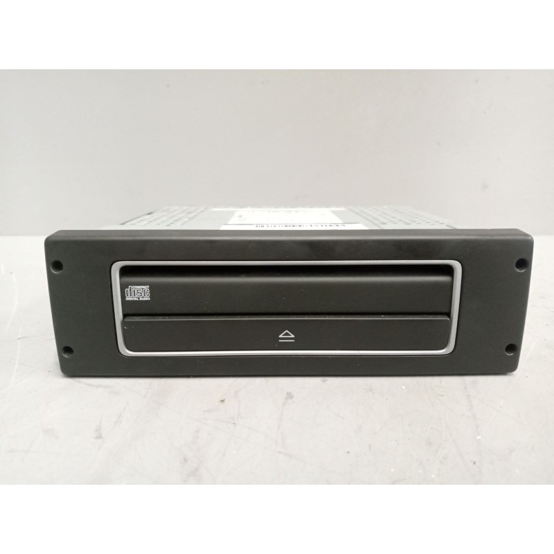 Recambio de sistema audio / radio cd para volvo fh xxx referencia OEM IAM 22584980  