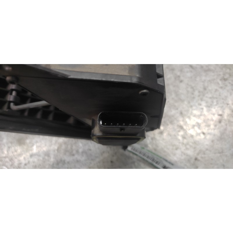 Recambio de potenciometro pedal para mercedes-benz clase c (w204) berlina 2.2 cdi cat referencia OEM IAM A2043000204 3