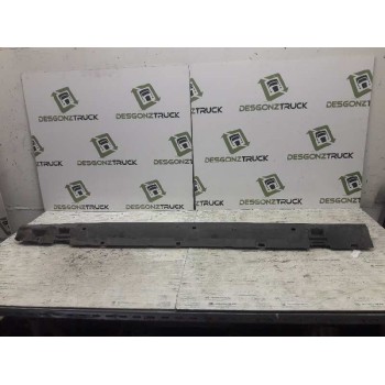 Recambio de molduras delanteras para opel corsa c blue line referencia OEM IAM 09165717 DEBAJA LAS DOS PUERTAS IZQUIERDA
