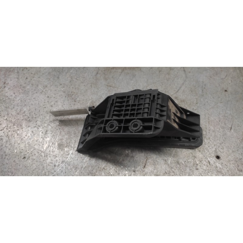Recambio de potenciometro pedal para mercedes-benz clase c (w204) berlina 2.2 cdi cat referencia OEM IAM A2043000204 4