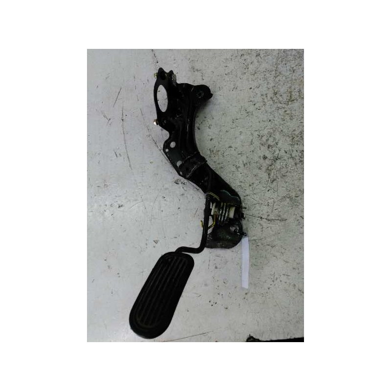 Recambio de pedal acelerador para toyota avensis berlina (t 22) 2.0 d4-d luna (4-ptas.) referencia OEM IAM  ELECTRICO