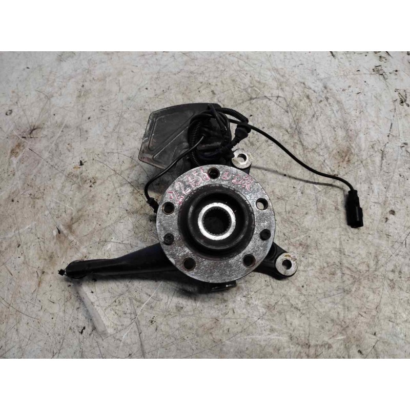 Recambio de mangueta delantera derecha para peugeot 407 st sport pack referencia OEM IAM   
