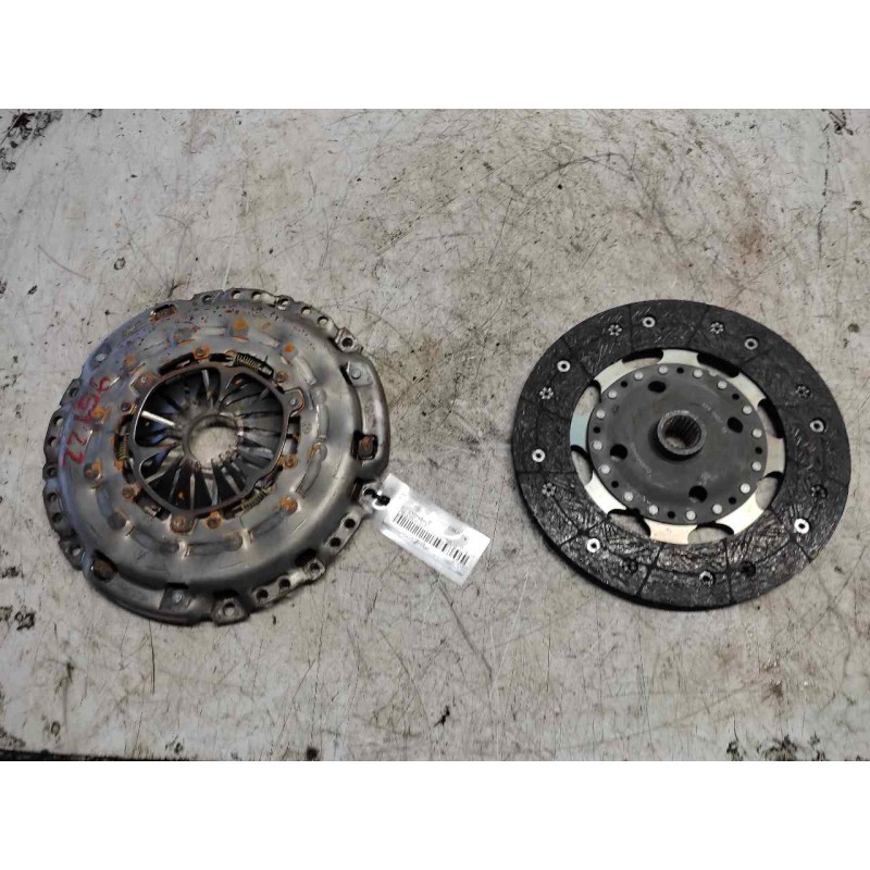 Recambio de kit embrague para peugeot 407 st sport pack referencia OEM IAM 324040710  