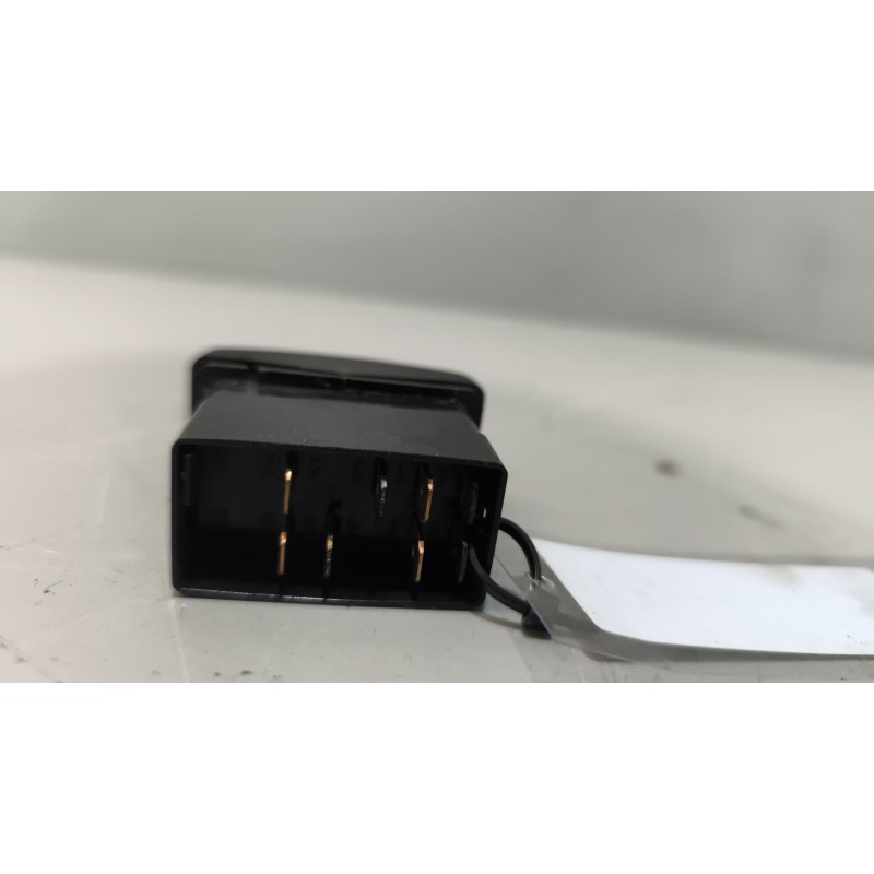 Recambio de interruptor para daf serie xf105.460 12.9 diesel referencia OEM IAM 1435596 - Blanco 3