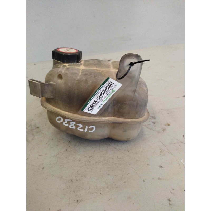 Recambio de deposito expansion para ford transit caja cerrada, corta (fy) (2000 =>) 2.4 tde cat referencia OEM IAM YC158A080AD - Blanco 3