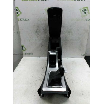Recambio de guarnecidos palanca cambio para peugeot 407 sport referencia OEM IAM  GUANTERA PORTA-OBJETOS POSAVASOS