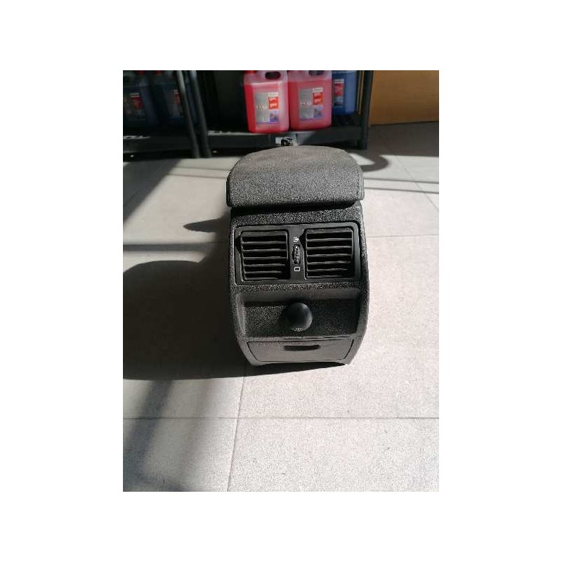 Recambio de guarnecidos palanca cambio para peugeot 407 sport referencia OEM IAM  GUANTERA PORTA-OBJETOS POSAVASOS - Blanco 5