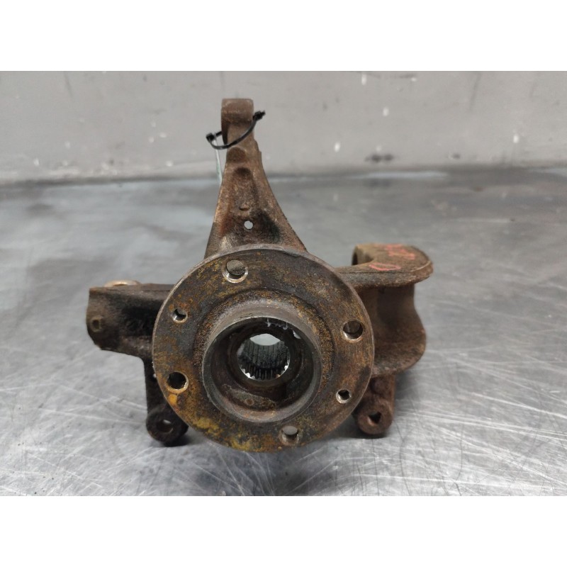 Recambio de mangueta delantera derecha para renault scenic ii grand confort dynamique referencia OEM IAM   