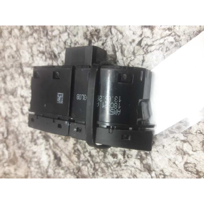 Recambio de boton antivaho para ford focus lim. (cb8) titanium referencia OEM IAM AM5T18C621AB 4 PINS 2