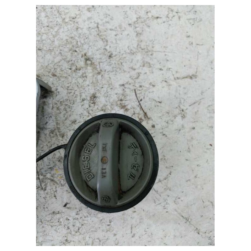 Recambio de tapa exterior combustible para toyota avensis berlina (t 22) 2.0 d4-d luna (4-ptas.) referencia OEM IAM 3