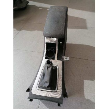 Recambio de guarnecidos palanca cambio para peugeot 407 sport referencia OEM IAM  GUANTERA PORTA-OBJETOS POSAVASOS