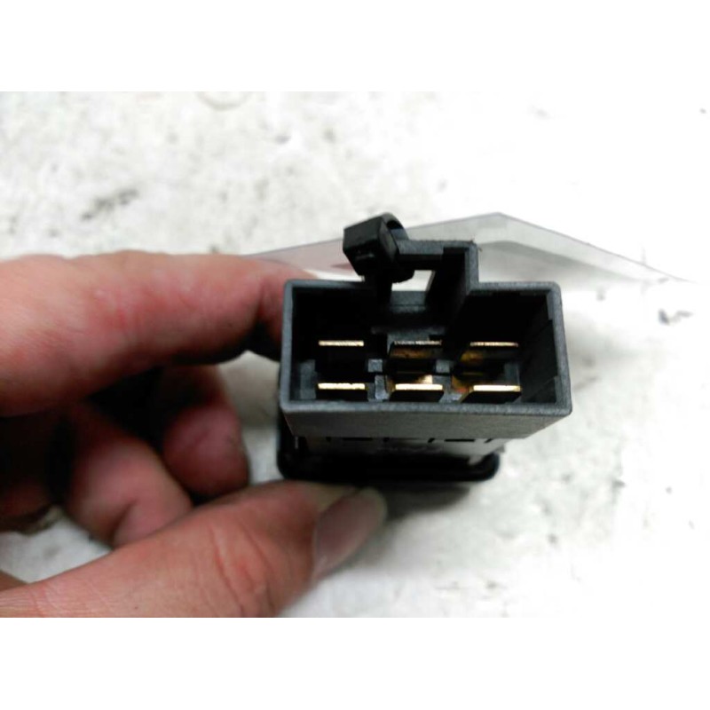 Recambio de boton antivaho para nissan almera (n15) gx referencia OEM IAM - Verde 3