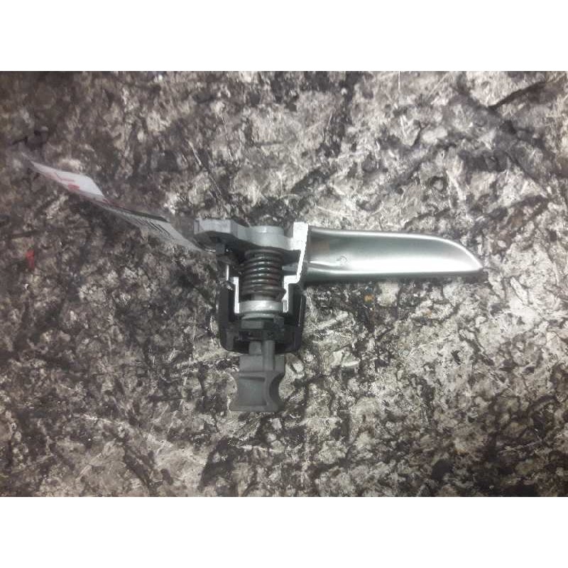 Recambio de maneta interior trasera izquierda para mazda 3 berlina (bk) 1.6 crdt active referencia OEM IAM - Azul 2