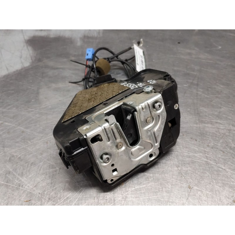 Recambio de cerradura puerta trasera izquierda para mercedes-benz clase e (w211) berlina e 320 cdi (211.026) referencia OEM IAM - Negro
