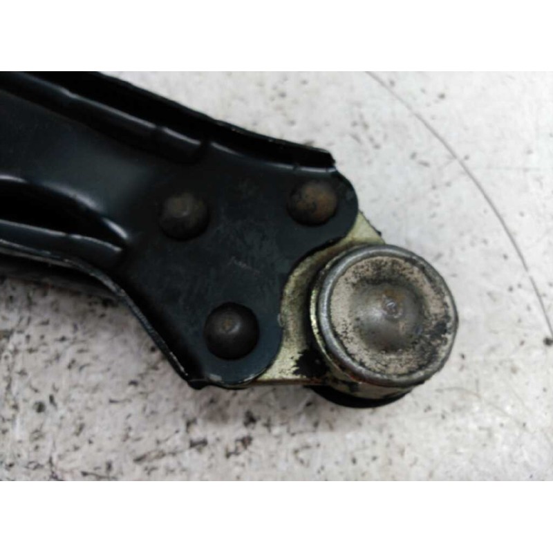 Recambio de brazo suspension inferior delantero izquierdo para mercedes-benz vito (w638) combi 110 d euro 2 (638.174) referencia 4