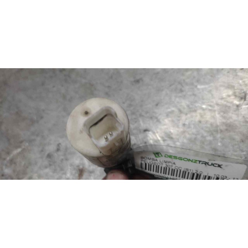 Recambio de bomba limpia para peugeot 307 cc (s1) 2.0 referencia OEM IAM 9641553880 2 PINS 2