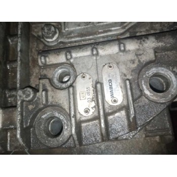 Recambio de caja cambios para renault serie t 12.8 diesel referencia OEM IAM AT2412D 3190585 1100227675