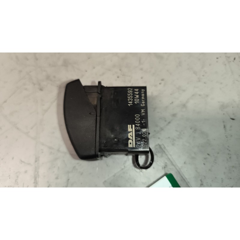 Recambio de interruptor para daf serie xf105.460 12.9 diesel referencia OEM IAM 1435592 - Blanco 4