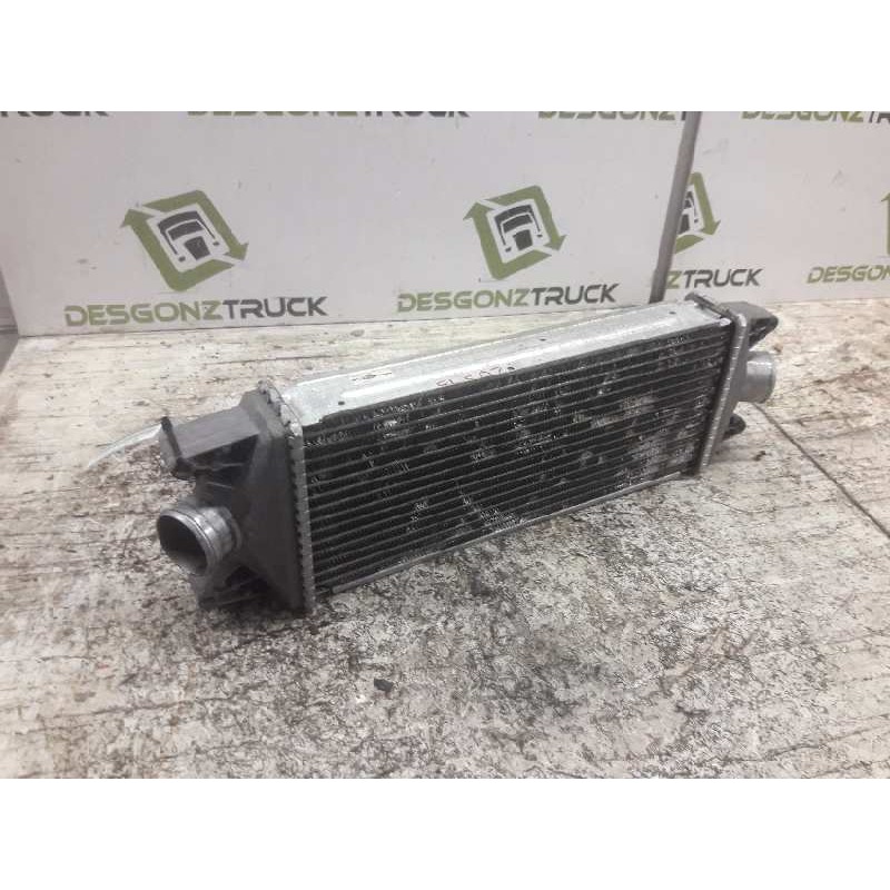 Recambio de intercooler para iveco daily caja cerrada (1999 =>) 35 - s 11 caja cerrada referencia OEM IAM  MAGNETI MARELLI - Blanco 4