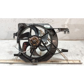 Recambio de electroventilador para renault trafic combi (ab 4.01) 1.9 diesel referencia OEM IAM 8200151873E  